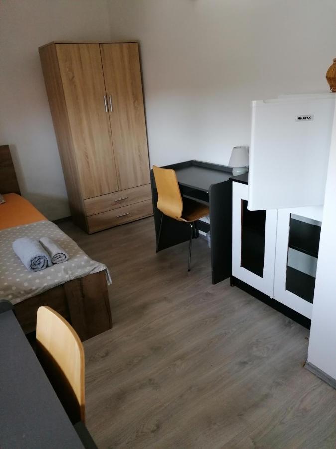 Sunflower Accommodation Laibach Exterior foto